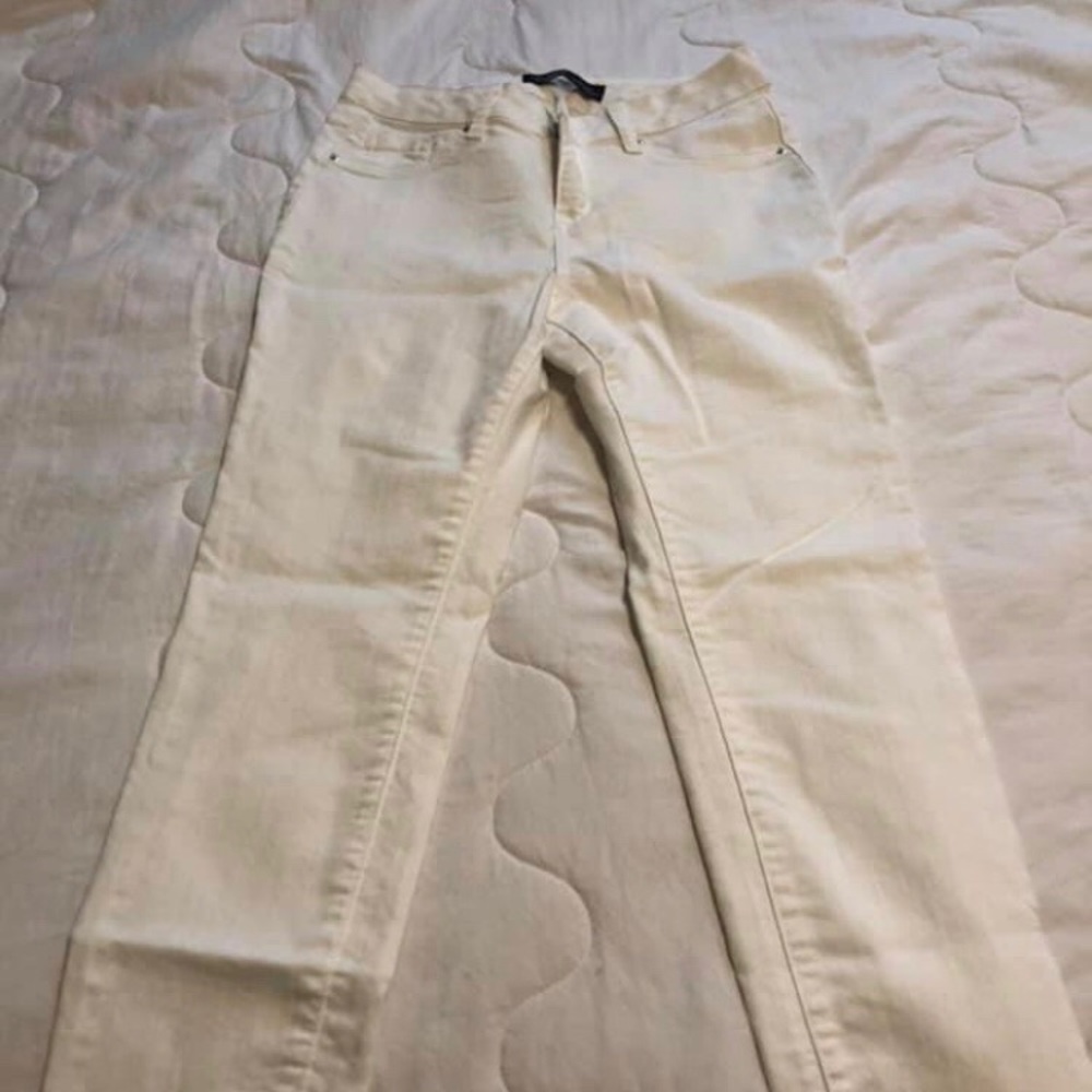 Ci Sono White jeans from fashion nova size 7